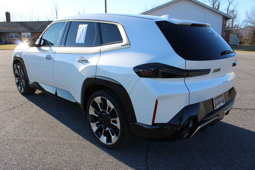 New 2023 BMW XM image 6