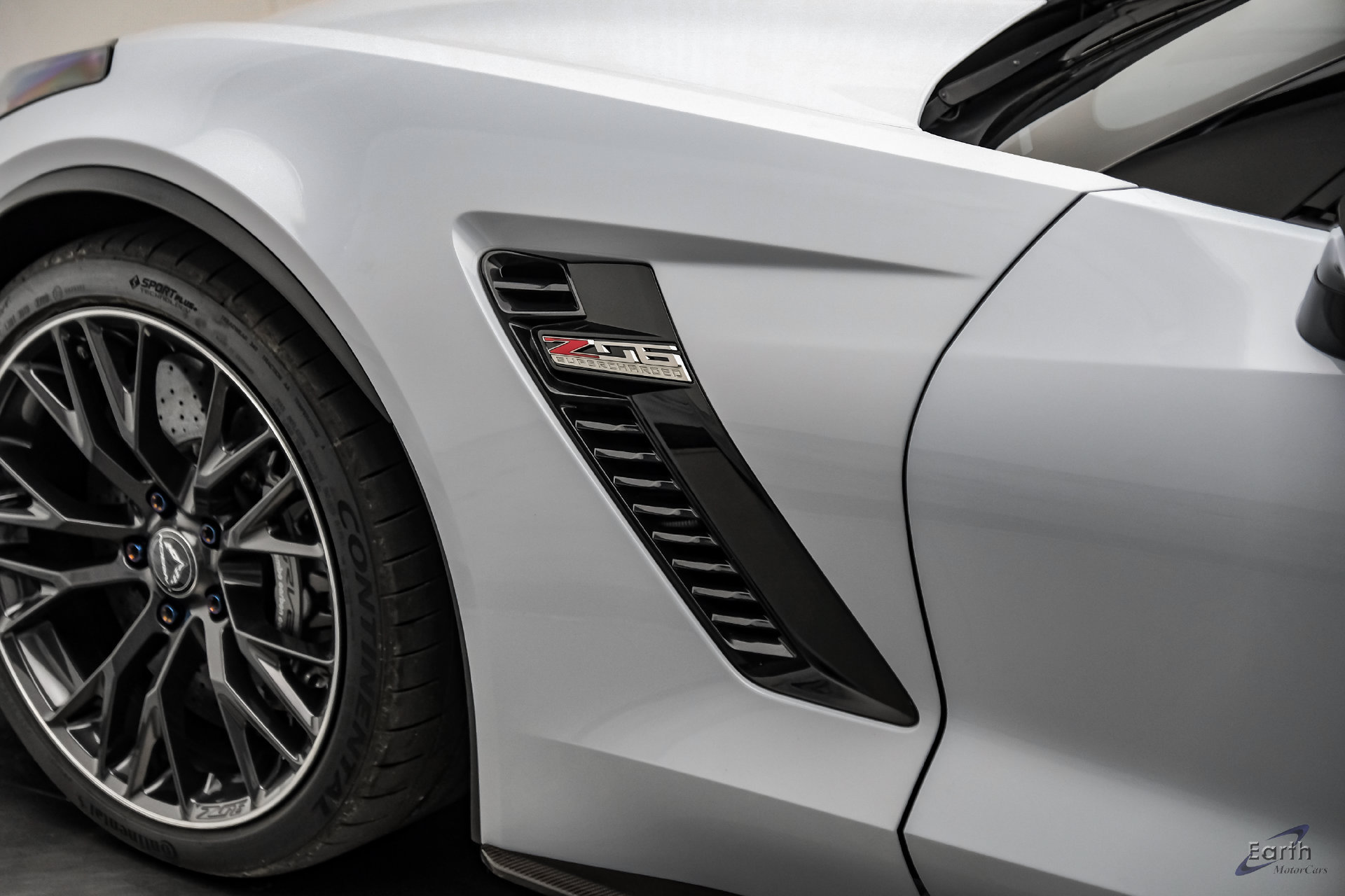 Used 2019 Chevrolet Corvette Z06 RWD image 40