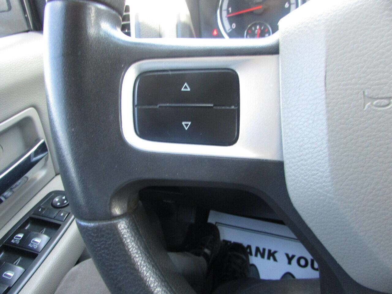 Used 2011 RAM 1500 Classic SLT image 8