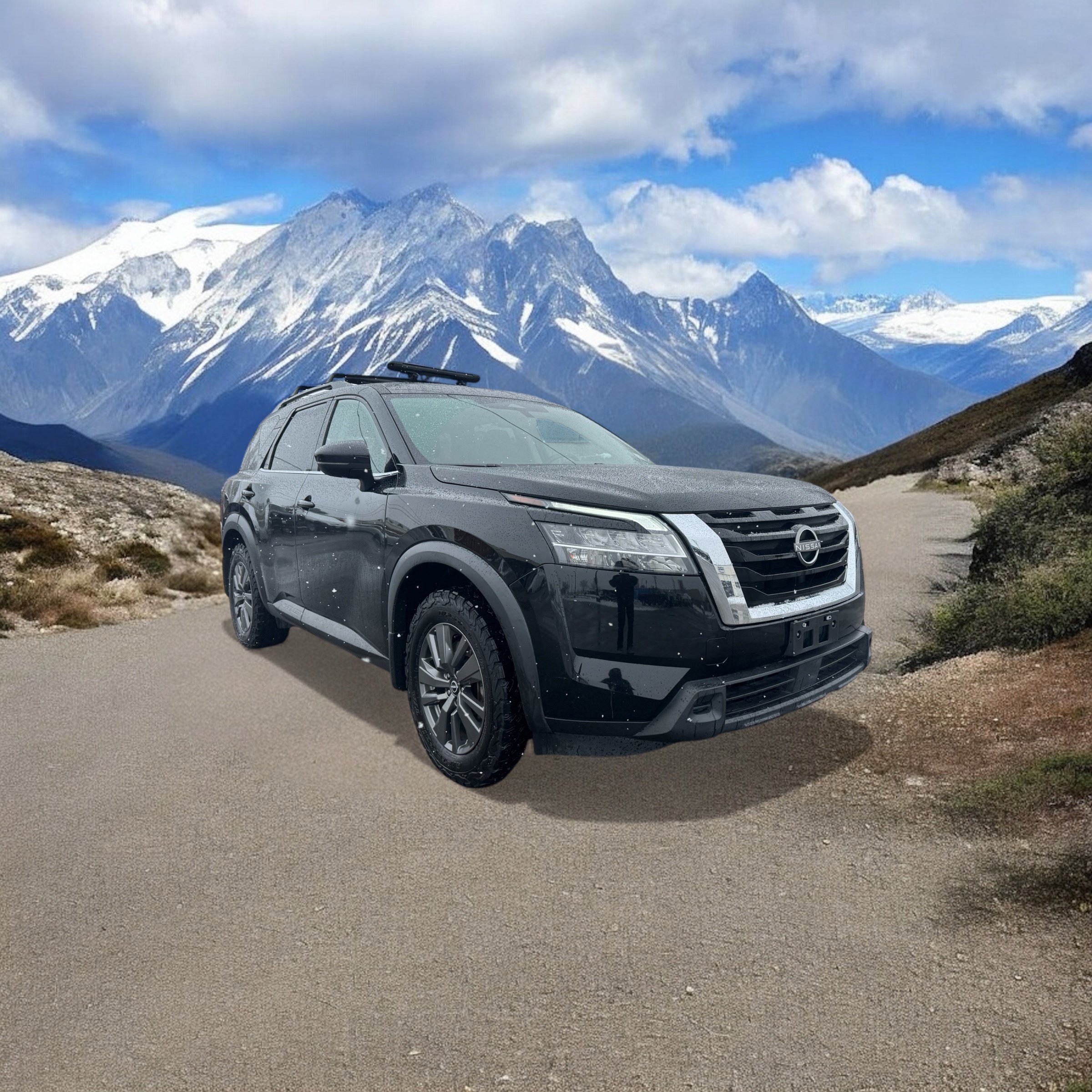 Used 2022 Nissan Pathfinder SV image 7
