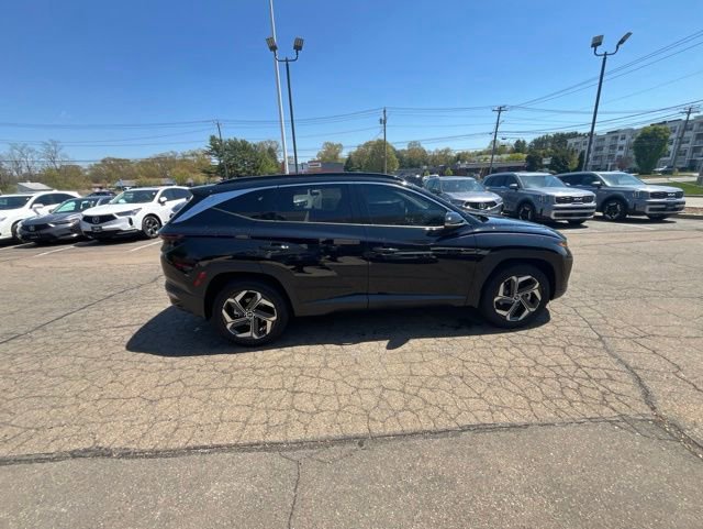 Used 2023 Hyundai Tucson Limited AWD/4WD image 17