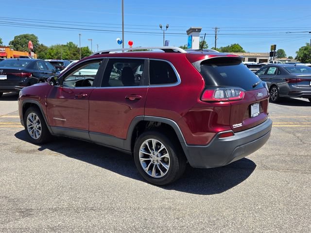 Used 2019 Jeep Cherokee Latitude Plus w/ Comfort/Convenience Group FWD image 9