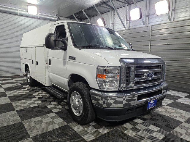 Used 2021 Ford E-350 and Econoline 350 Super Duty w/ Power Windows & Locks Group RWD image 4