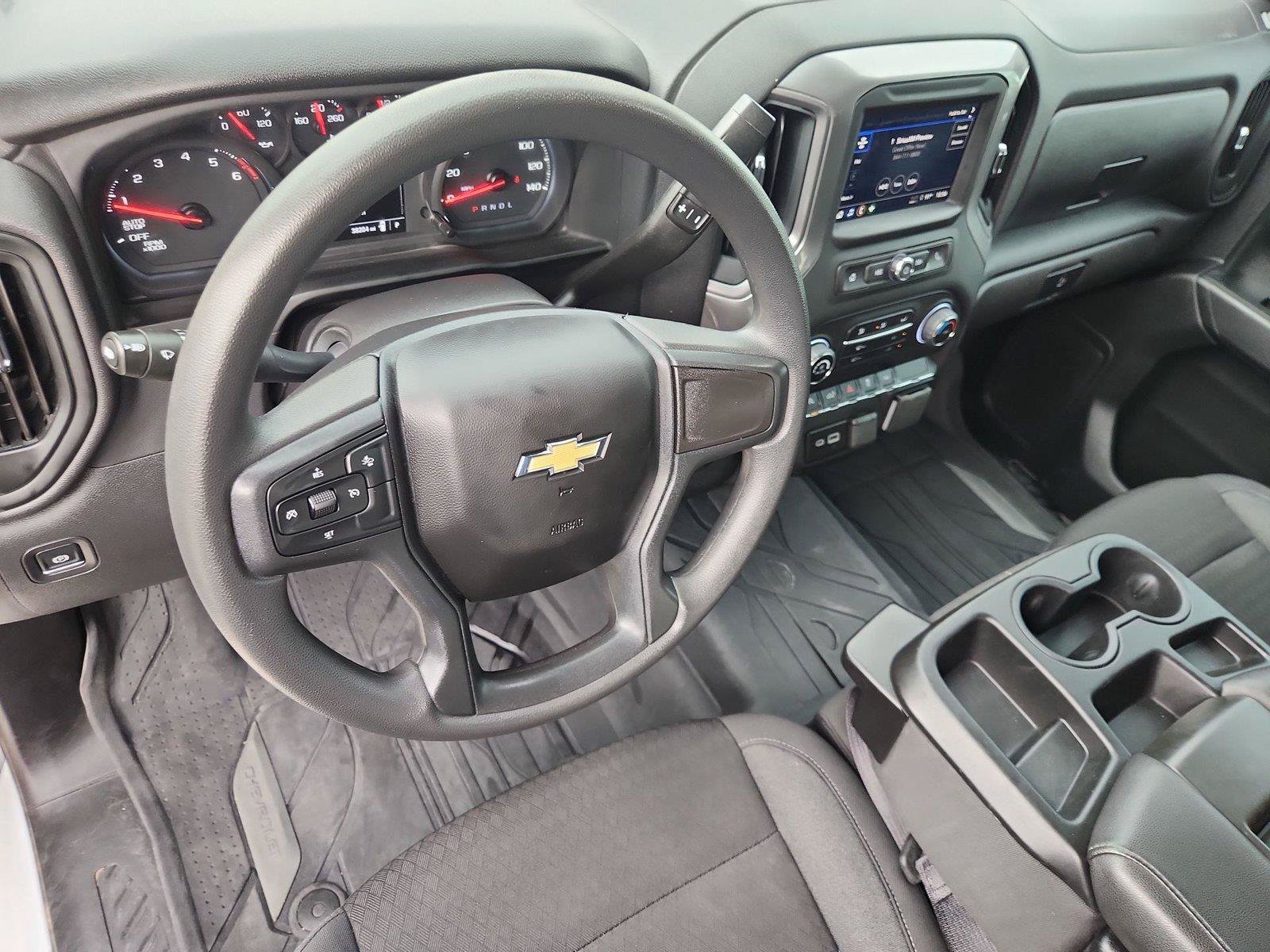 Used 2025 Chevrolet Silverado 1500 Custom RWD image 10