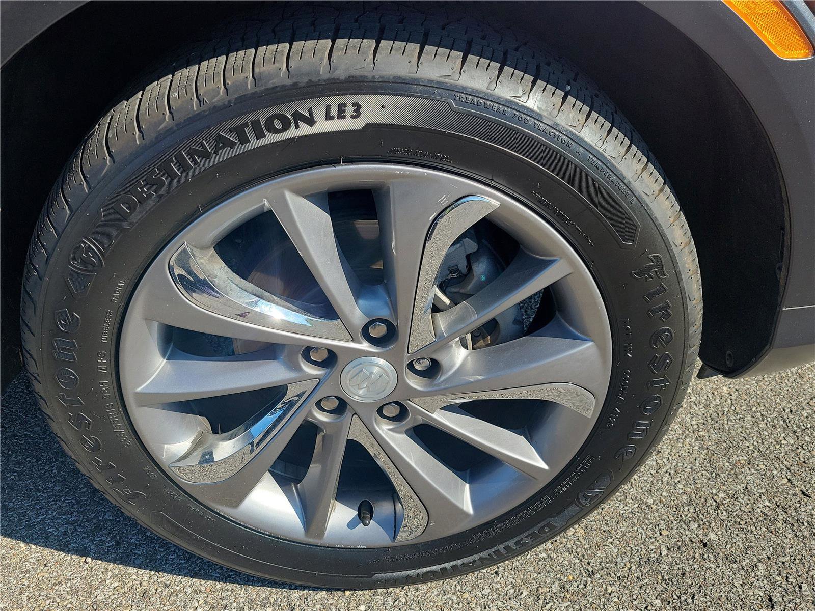 Used 2020 Buick Encore GX Essence w/ Experience Buick Package image 5