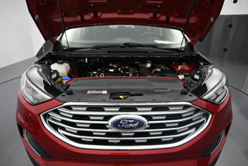 Certified 2022 Ford Edge Titanium AWD/4WD image 28