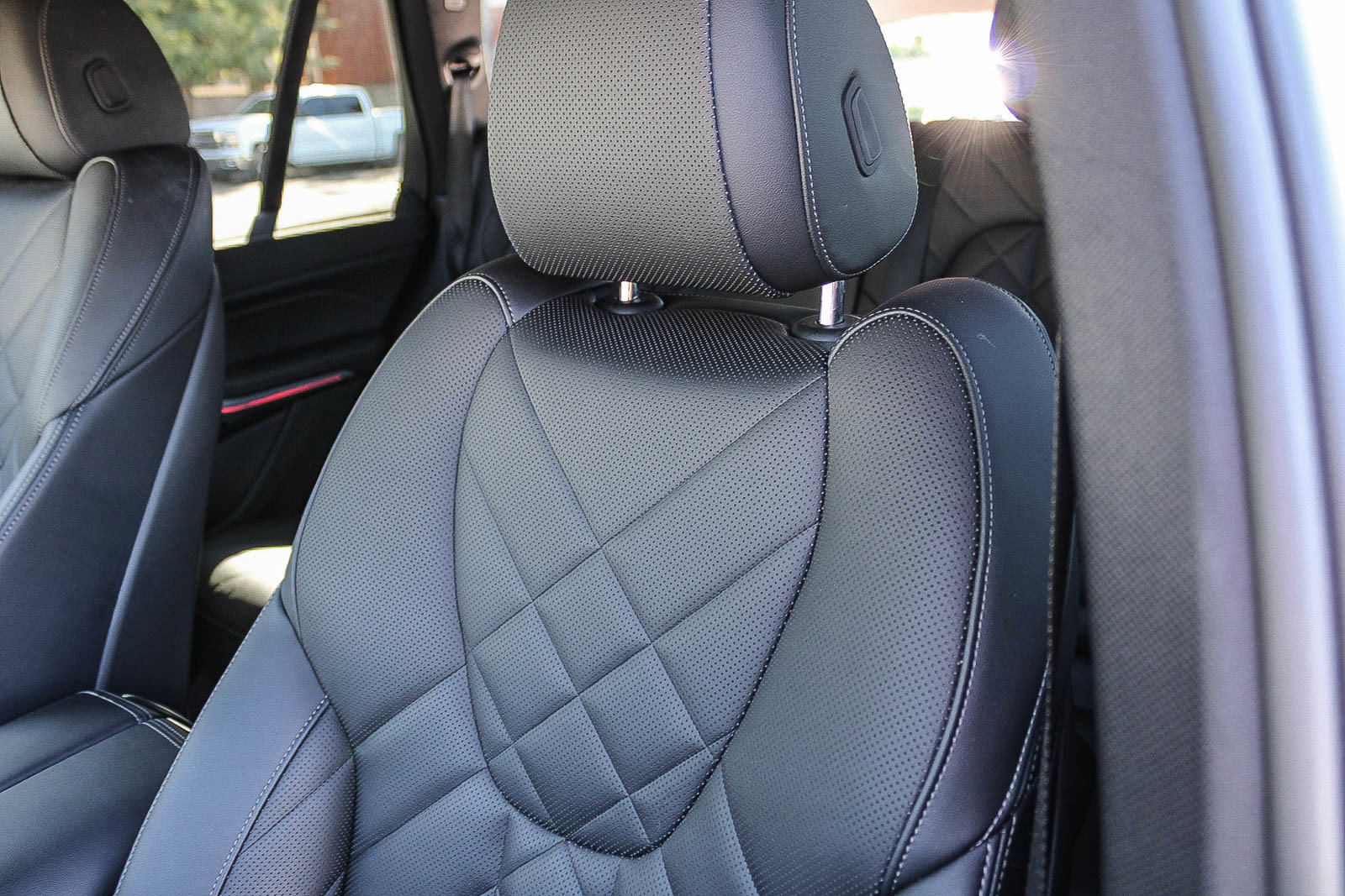 Used 2023 BMW X5 xDrive40i w/ Parking Assistance Package AWD/4WD image 20