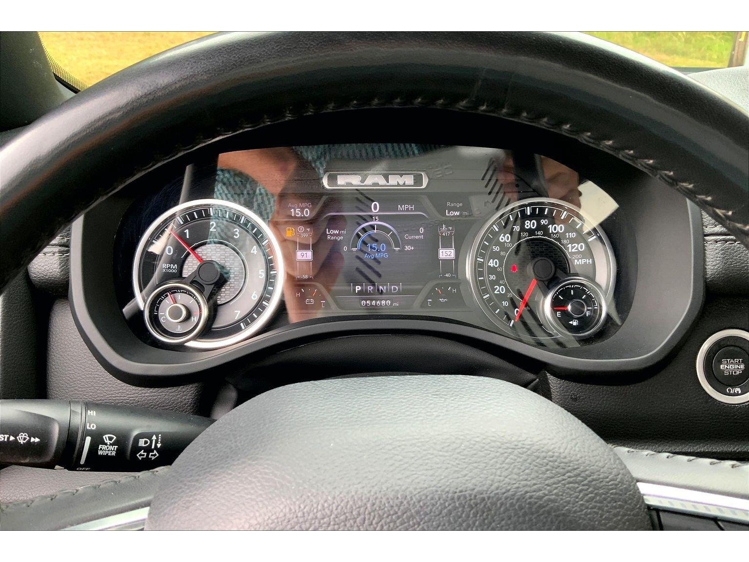 Used 2024 RAM 1500 Laramie AWD/4WD image 19