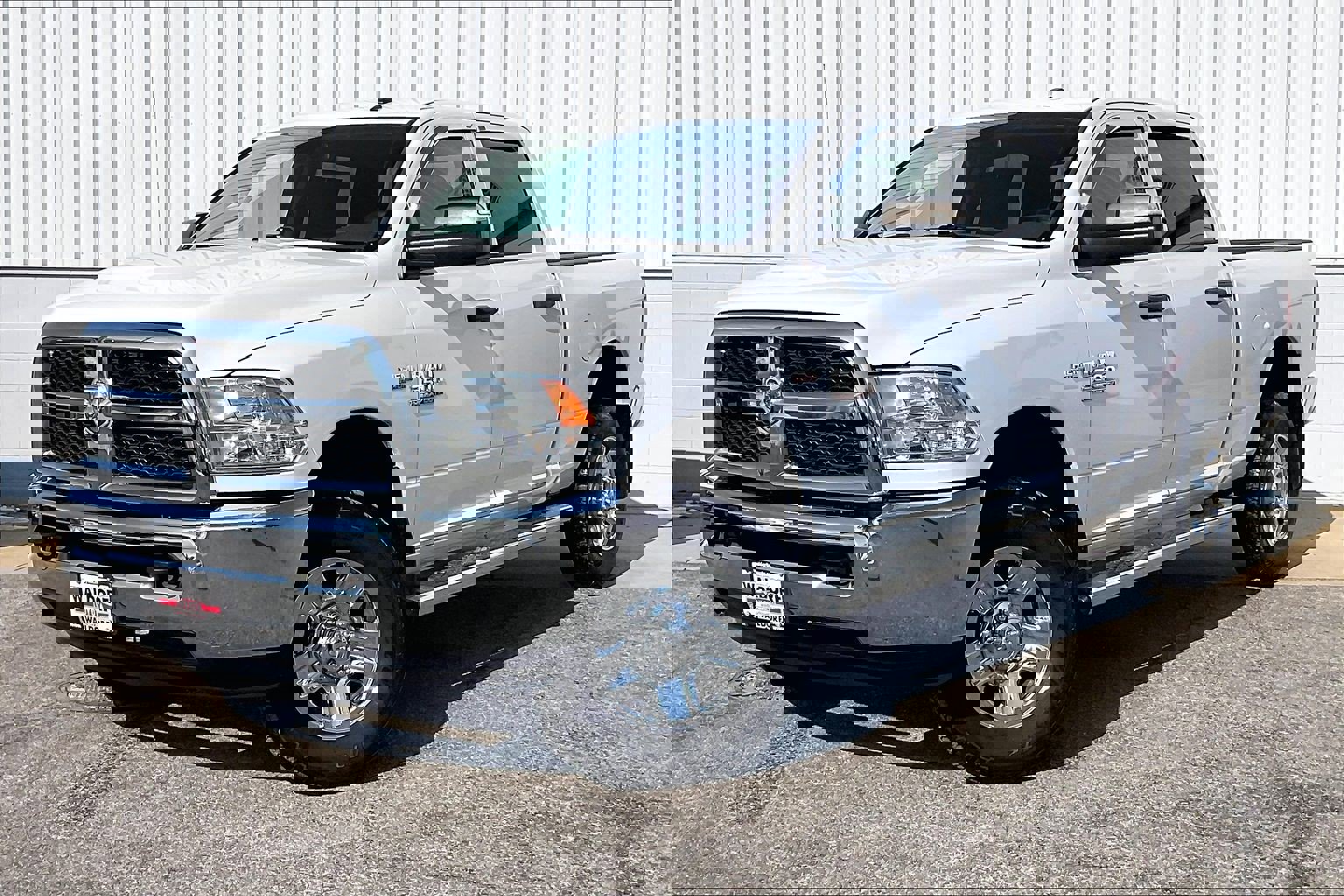 Used 2018 RAM 3500 Tradesman w/ Chrome Appearance Group image 2