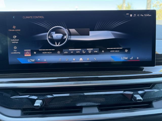 Certified 2025 BMW X6 xDrive40i w/ Climate Comfort Package image 26