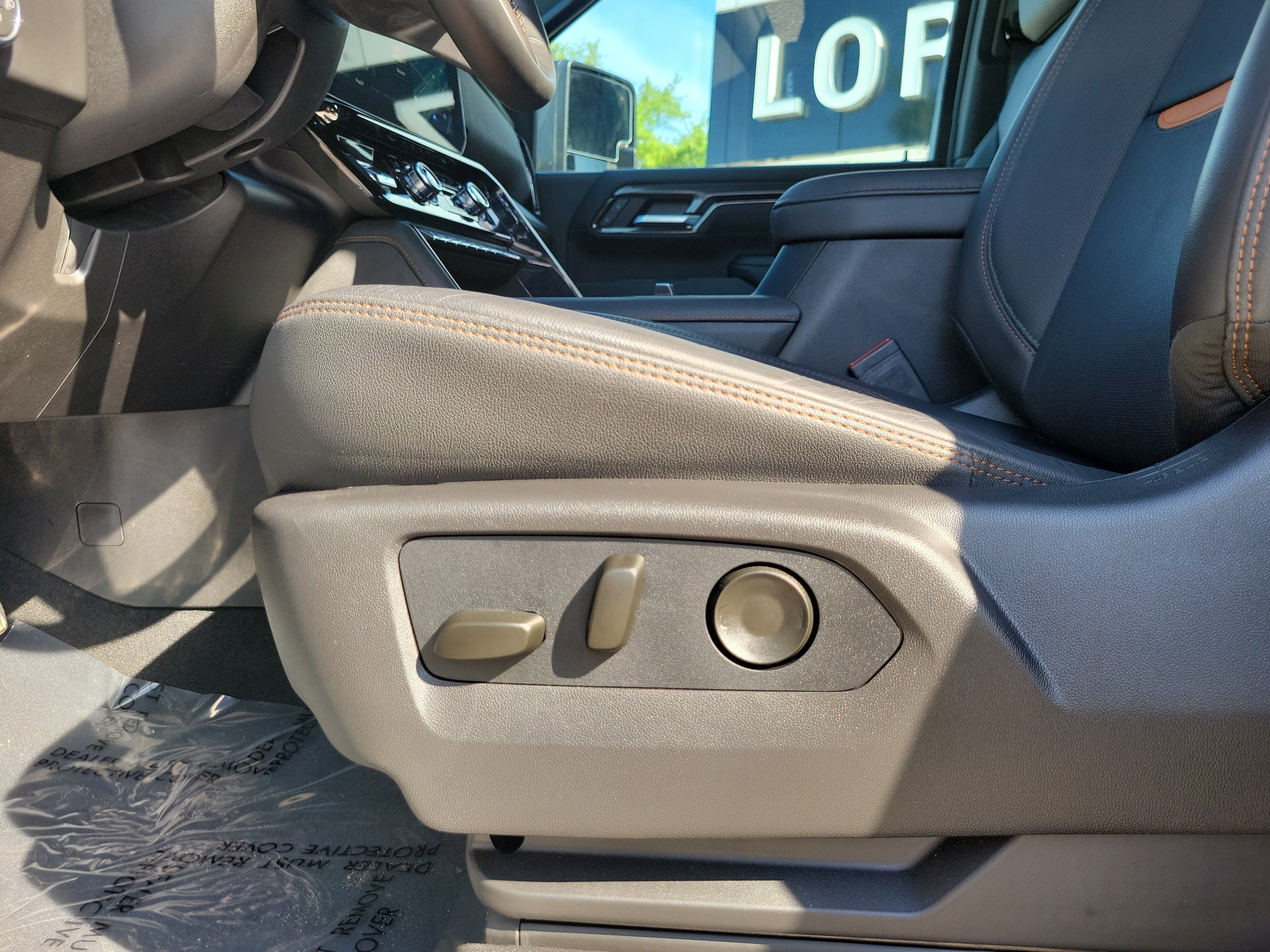 Used 2026 GMC Sierra 2500 AT4 AWD/4WD image 13
