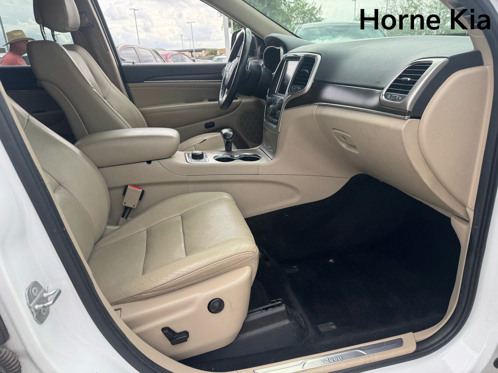 Used 2014 Jeep Grand Cherokee Limited w/ Luxury Group II AWD/4WD image 27