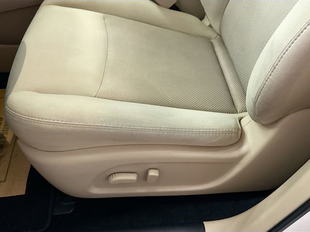 Used 2018 Nissan Pathfinder SV w/ SV Tech Package image 20