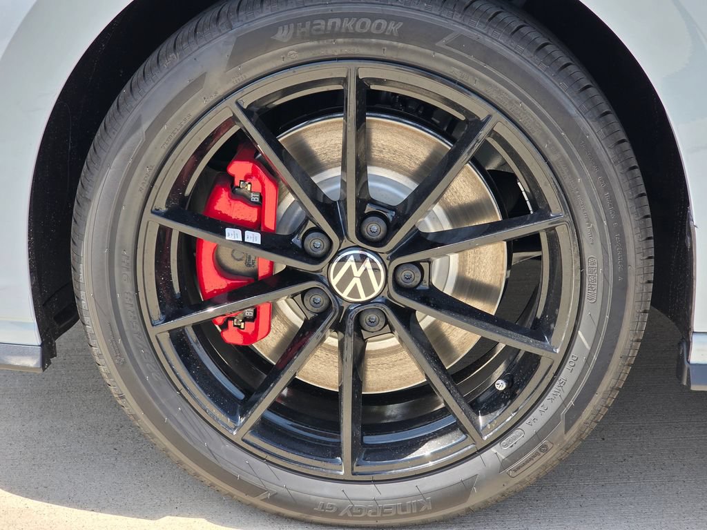 New 2026 Volkswagen Jetta GLI Autobahn FWD image 9
