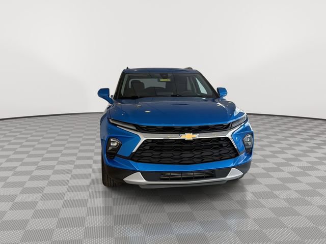 Certified 2024 Chevrolet Blazer LT w/ Convenience Package FWD image 3