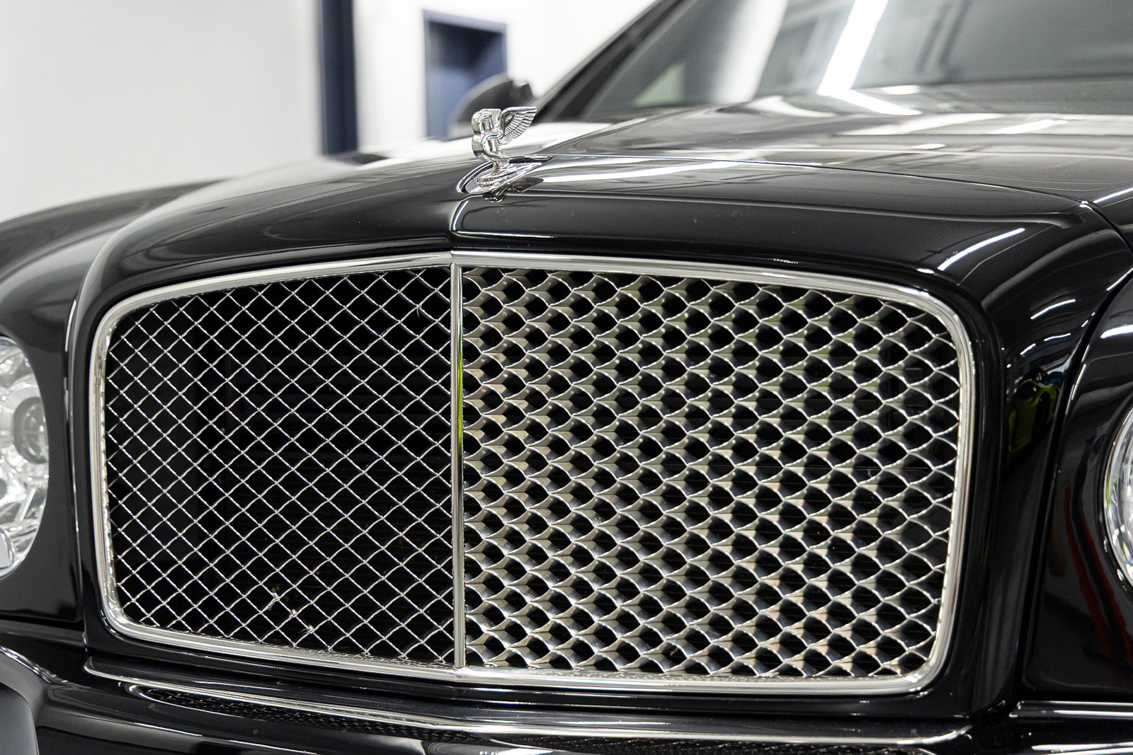 Used 2016 Bentley Mulsanne RWD image 9