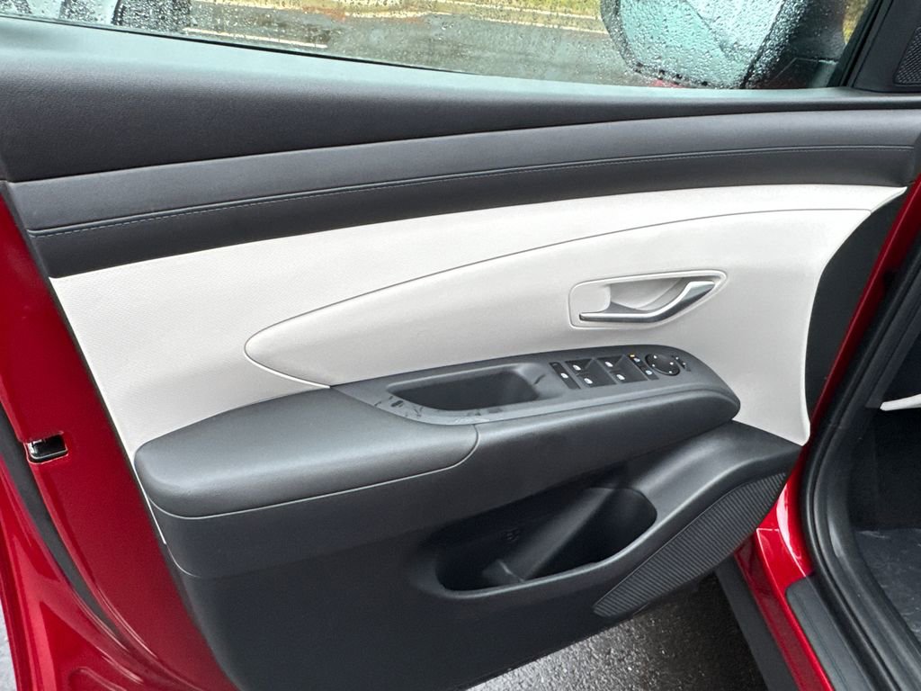 New 2026 Hyundai Tucson SEL image 9