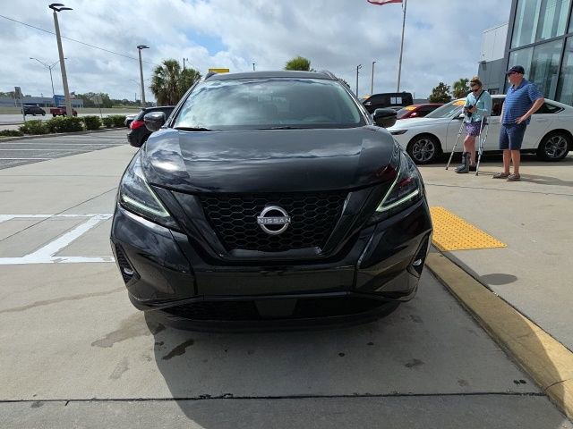 Used 2024 Nissan Murano SV w/ SV Midnight Edition Package image 9