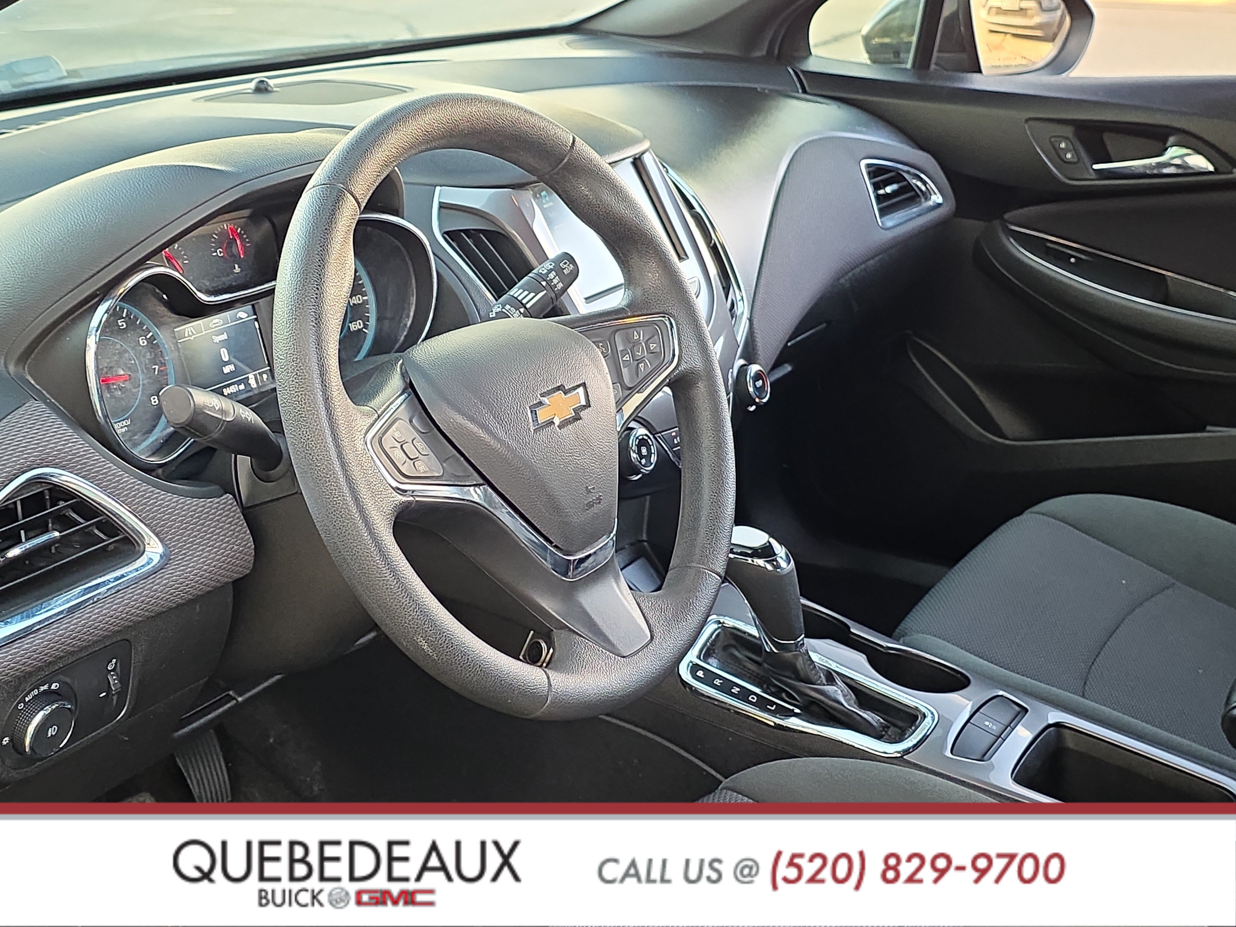Used 2018 Chevrolet Cruze LT w/ Redline Edition FWD image 10