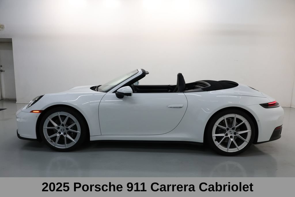 Used 2025 Porsche 911 Carrera RWD image 10
