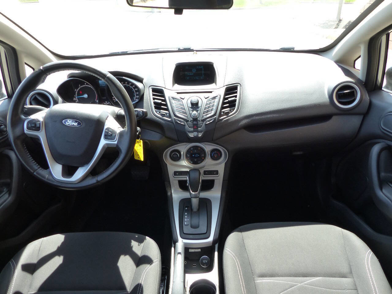 Used 2015 Ford Fiesta SE w/ Comfort Package image 14