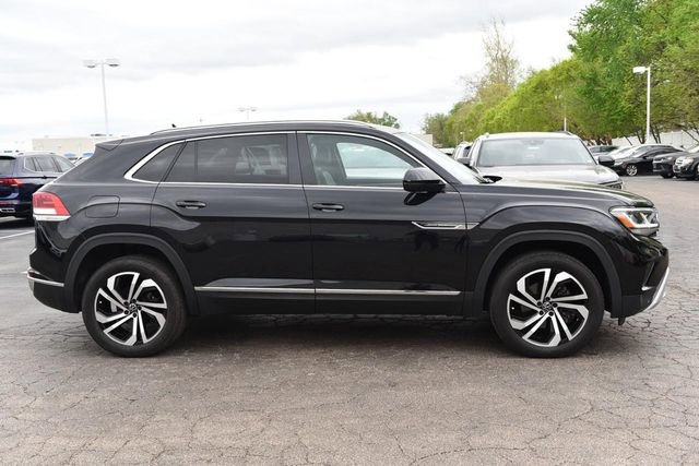 Used 2023 Volkswagen Atlas Cross Sport SEL image 5