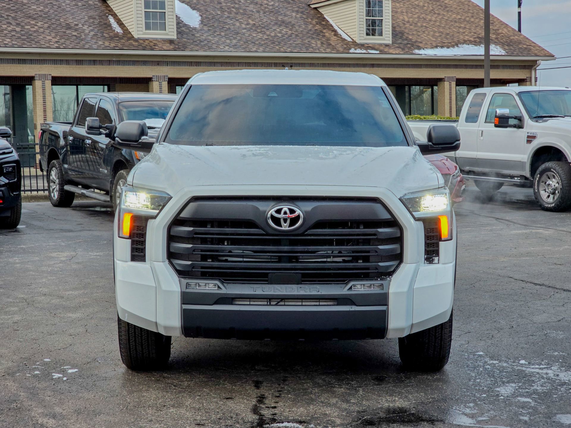 Used 2024 Toyota Tundra SR5 image 3