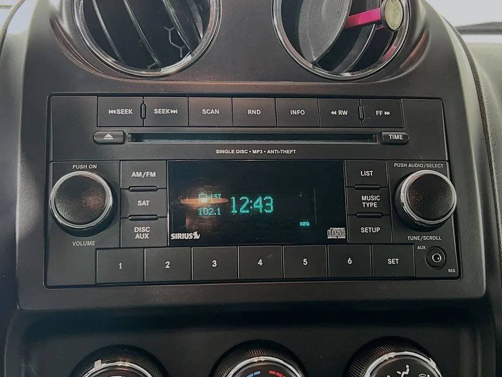 Used 2012 Jeep Compass Latitude image 13