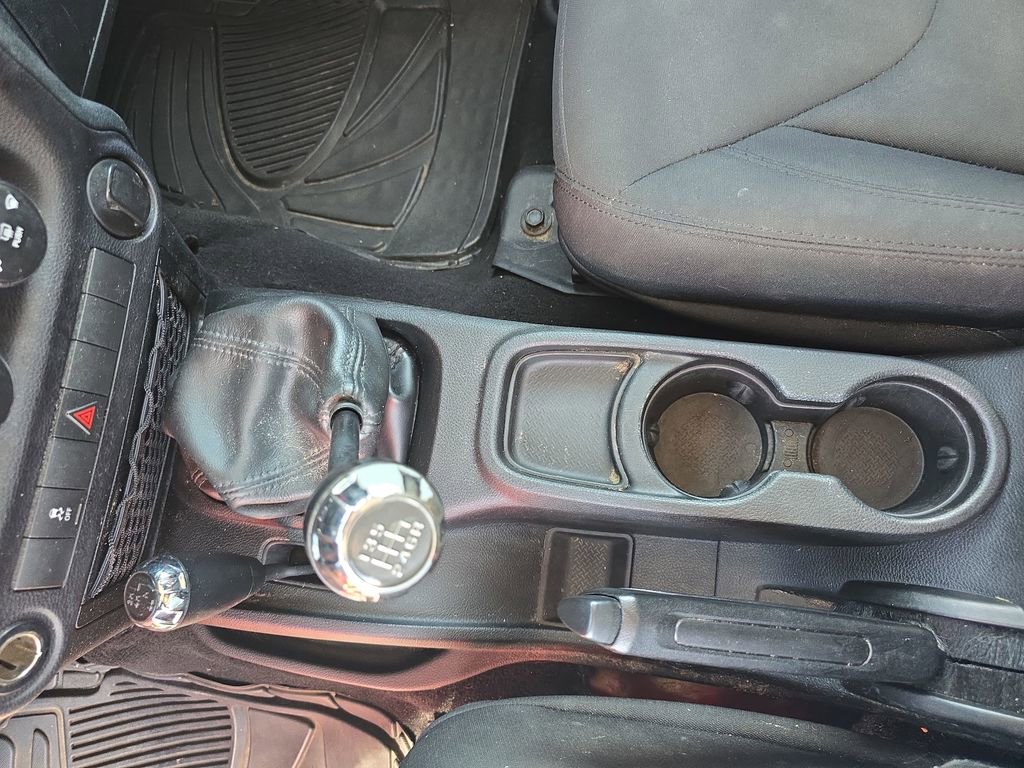 Used 2016 Jeep Wrangler Unlimited Sport w/ Connectivity Group image 20