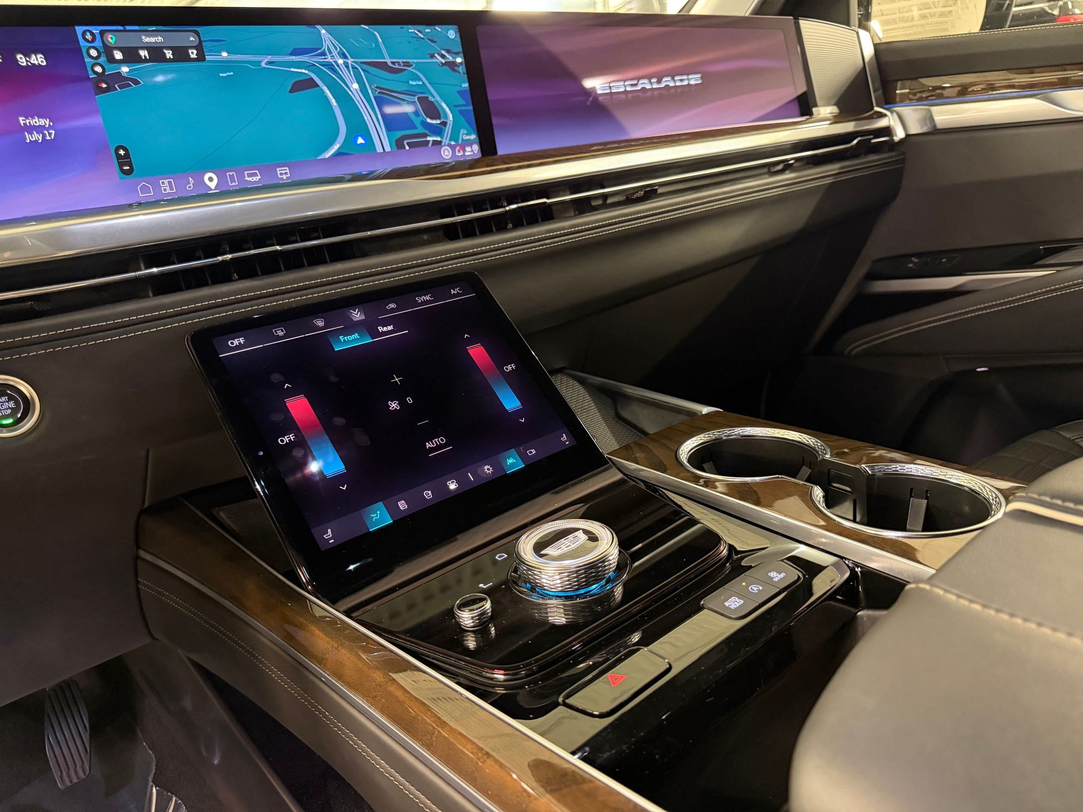 Certified 2025 Cadillac Escalade Sport Platinum w/ LPO, ONYX Package AWD/4WD image 20