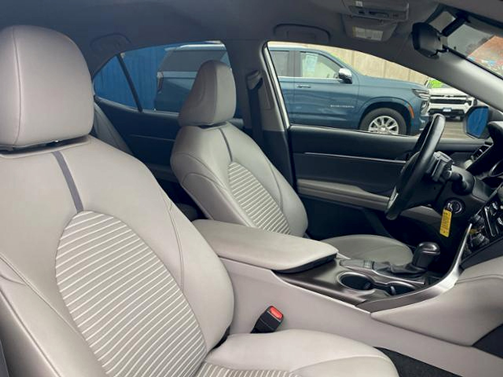 Used 2023 Toyota Camry SE FWD image 25