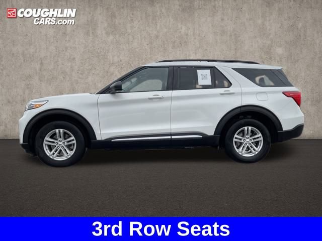 Used 2023 Ford Explorer XLT w/ Equipment Group 202A image 2