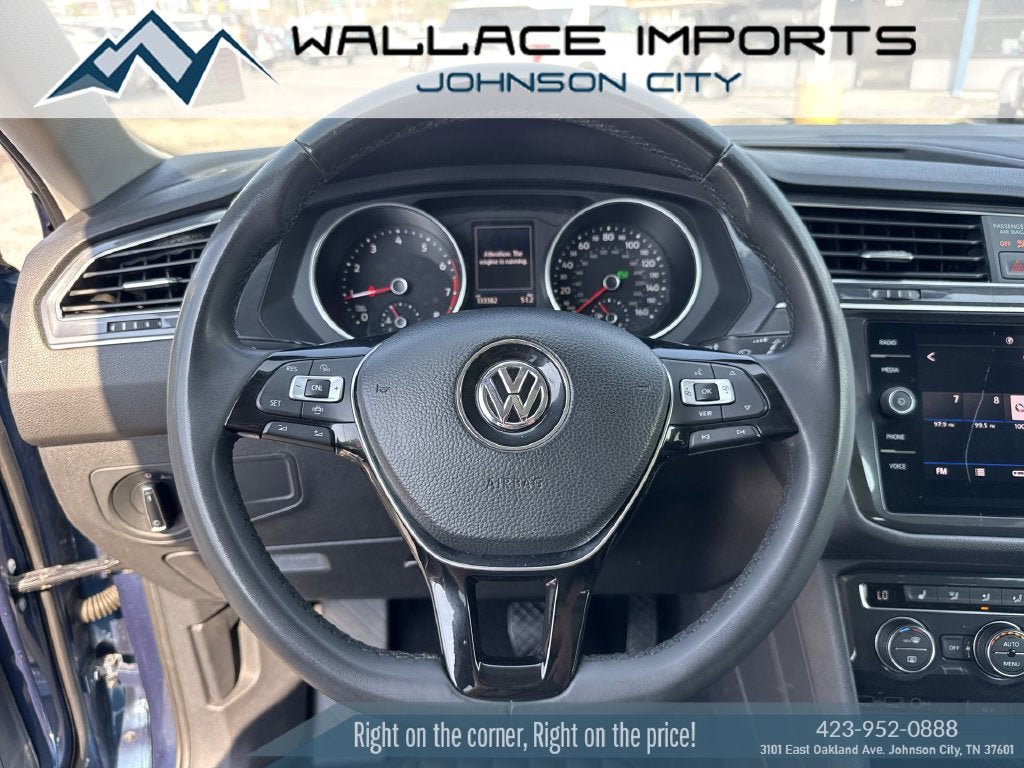 Used 2020 Volkswagen Tiguan SEL FWD image 28