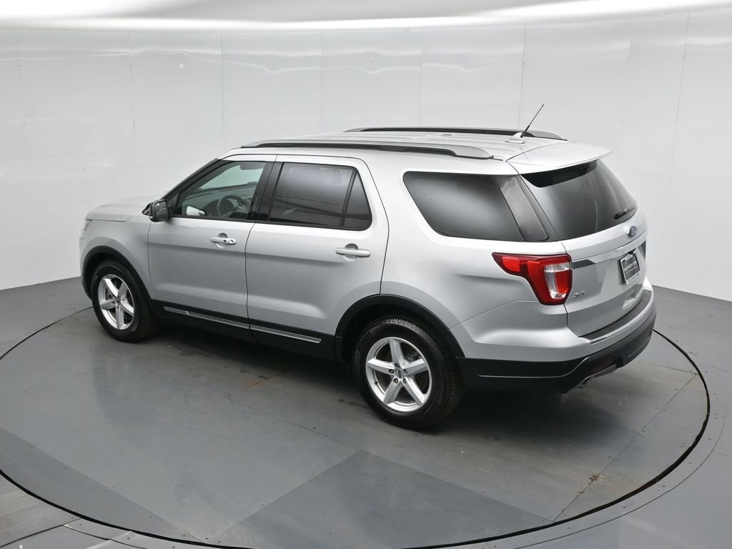 Certified 2018 Ford Explorer XLT w/ Equipment Group 202A image 43