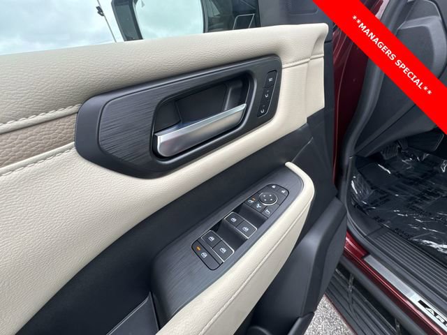 New 2025 Nissan Armada Platinum Reserve image 13