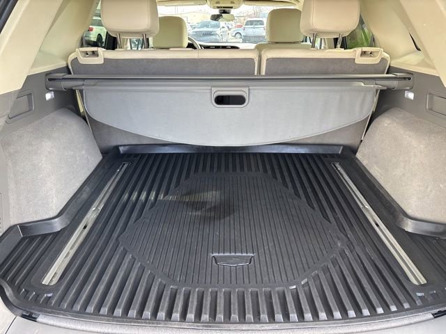 Used 2020 Cadillac XT5 Premium Luxury w/ LPO, Floor Liner Package image 36