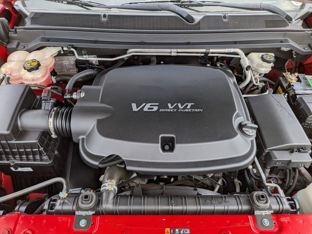 Used 2018 Chevrolet Colorado LT RWD image 12