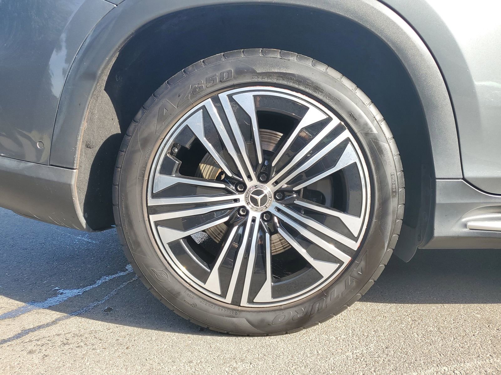 Used 2023 Mercedes-Benz EQS 450+ SUV image 5