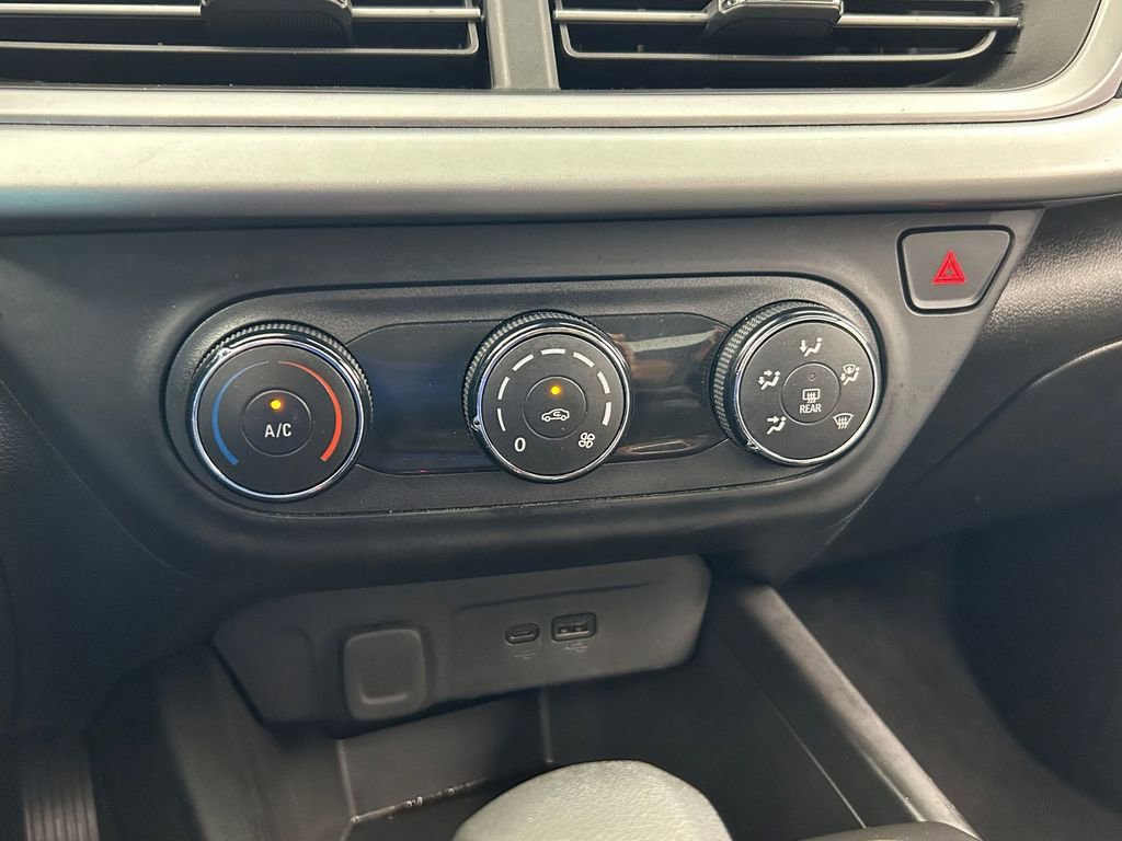 Used 2024 Chevrolet Trax LS image 20