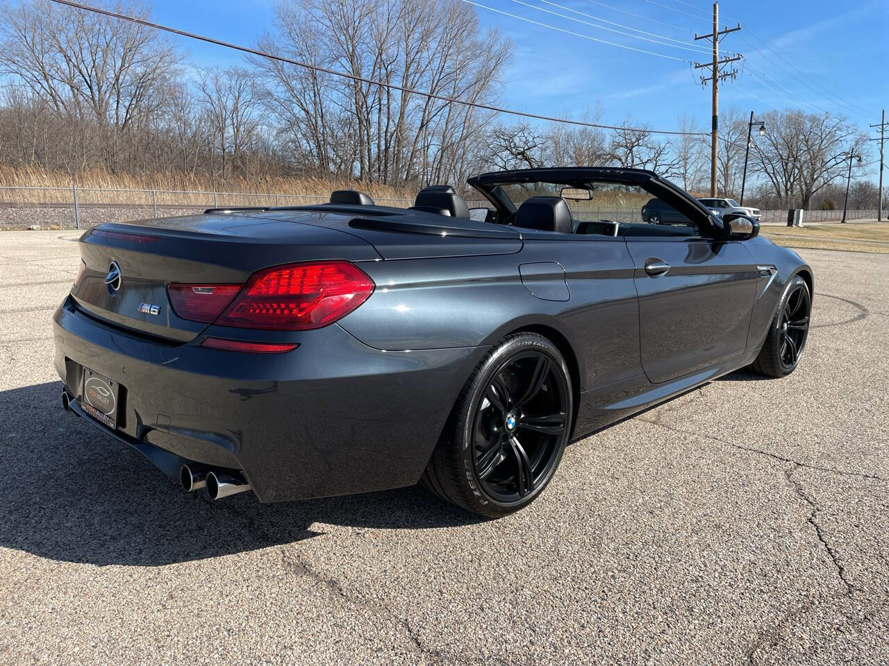 Used 2014 BMW M6 Convertible RWD image 2