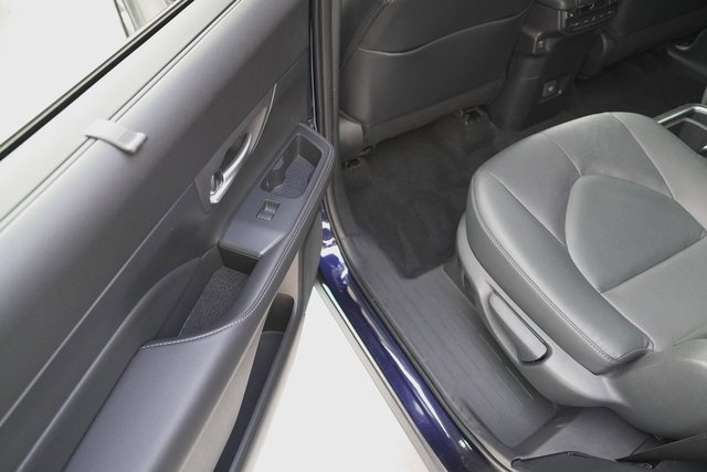 Used 2024 Toyota Grand Highlander Limited image 13