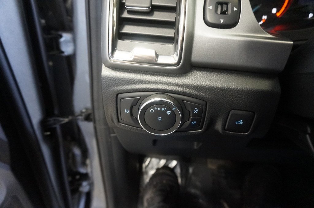Used 2021 Ford Ranger XLT w/ Equipment Group 301A Mid AWD/4WD image 13