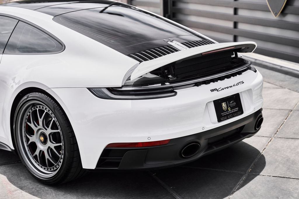 Used 2024 Porsche 911 Carrera 4 GTS AWD/4WD image 10