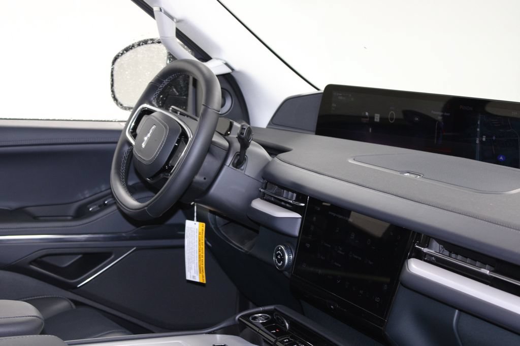 New 2027 Lincoln Navigator Premiere RWD image 32