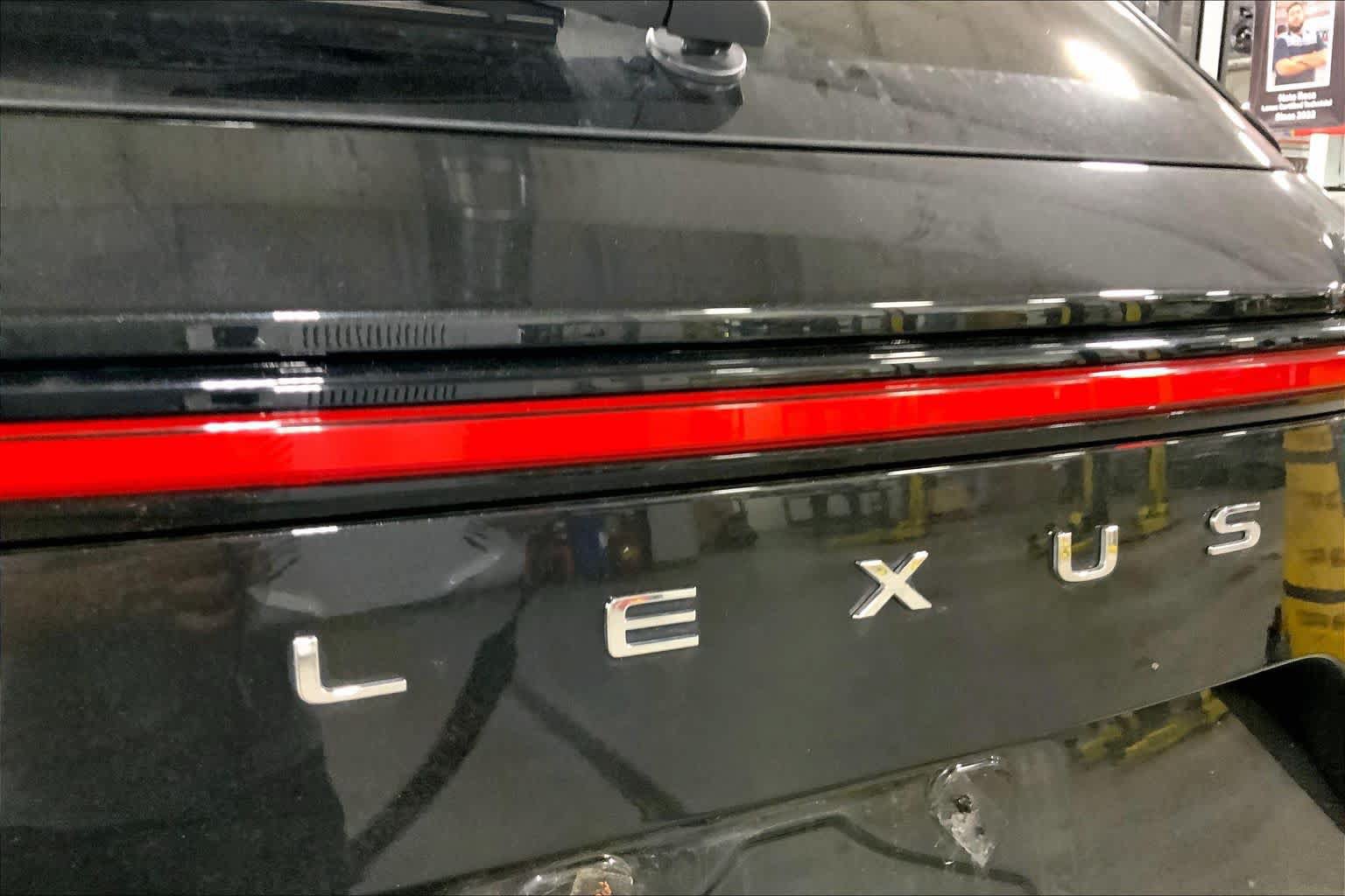 Certified 2025 Lexus NX 350 AWD w/ Accessory Package (2T) image 31