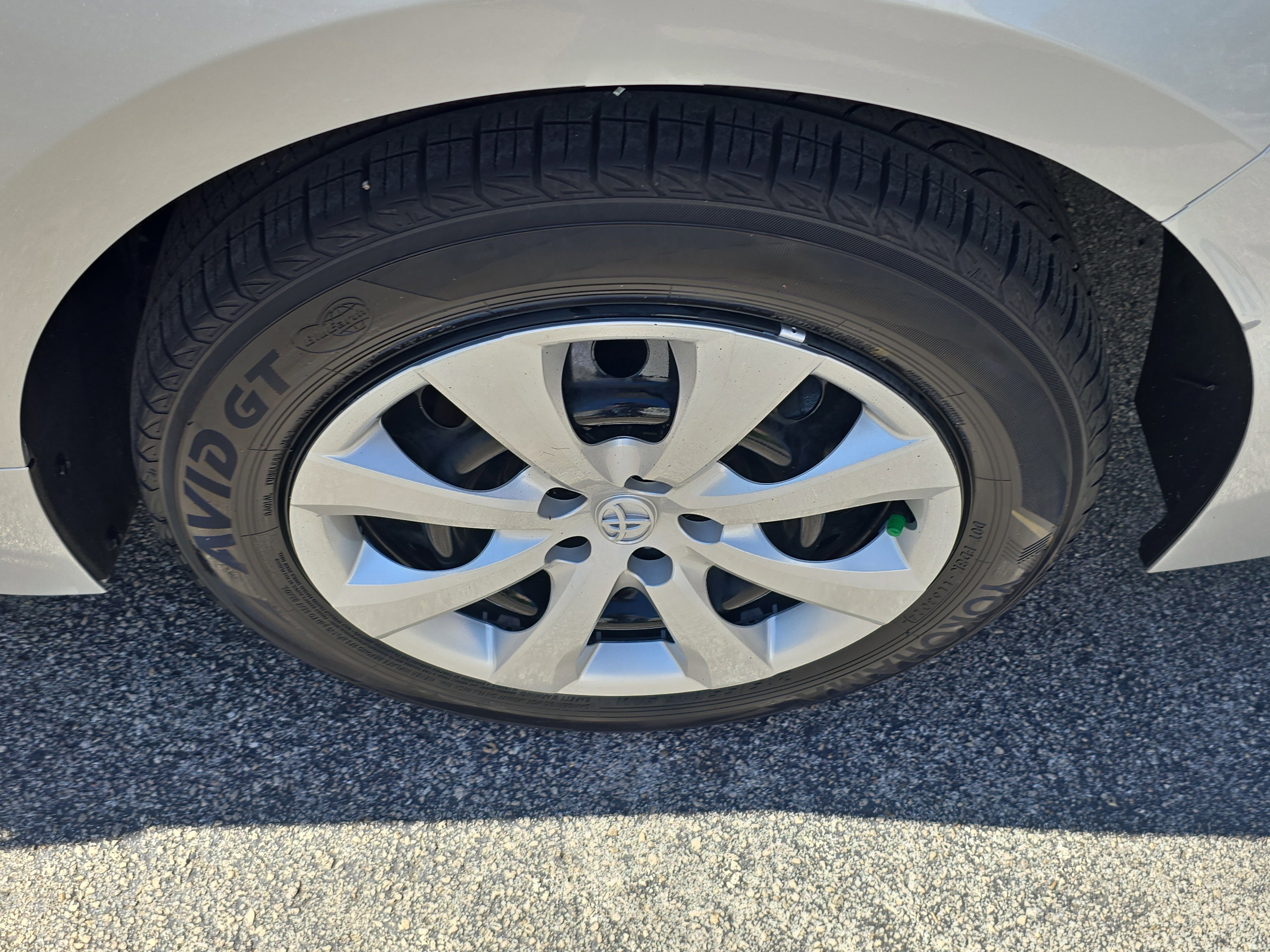 Used 2024 Toyota Corolla LE image 8