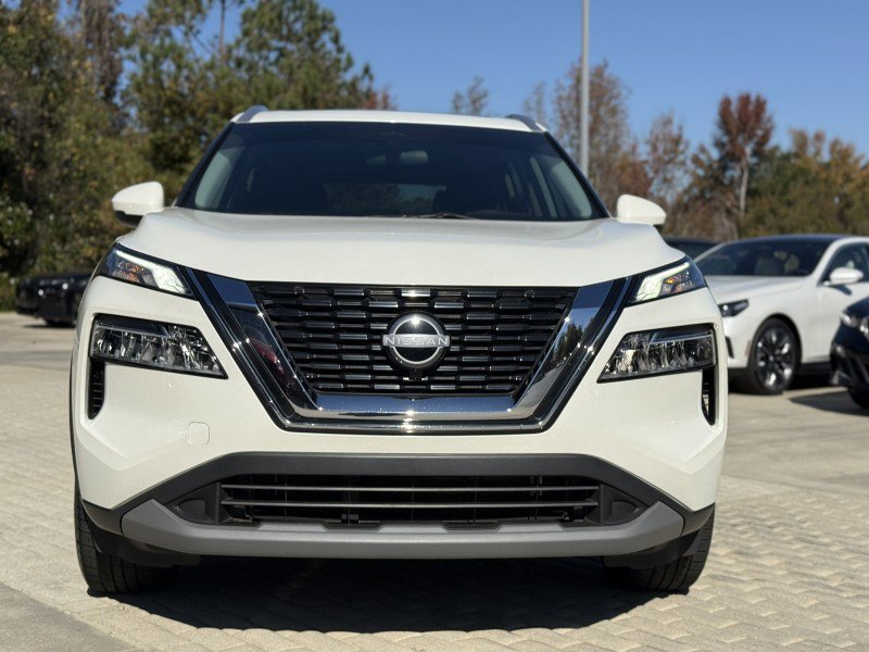 Used 2022 Nissan Rogue SV w/ SV Premium Package image 9