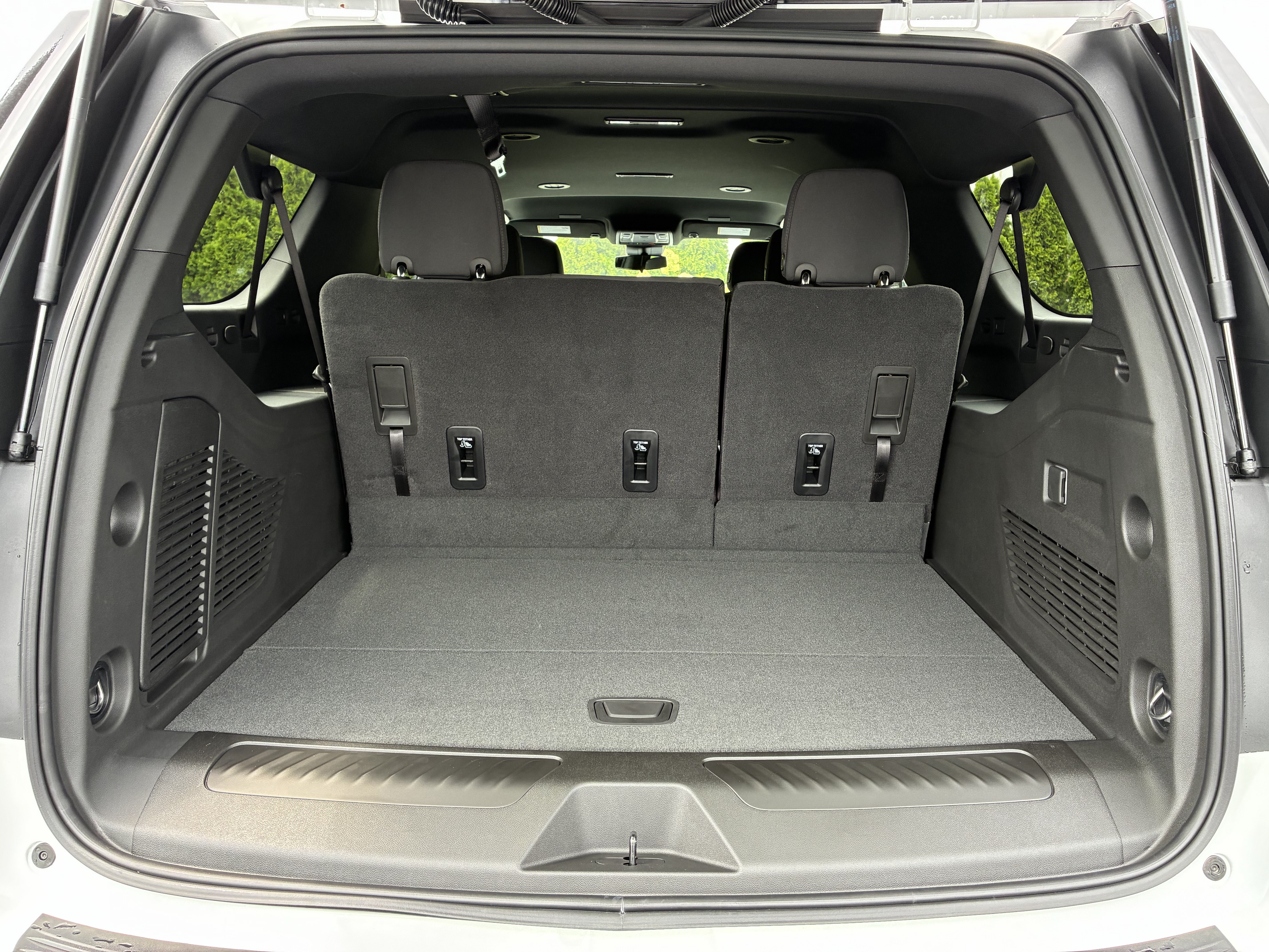 New 2026 Chevrolet Suburban LS w/ Max Trailering Package RWD image 11