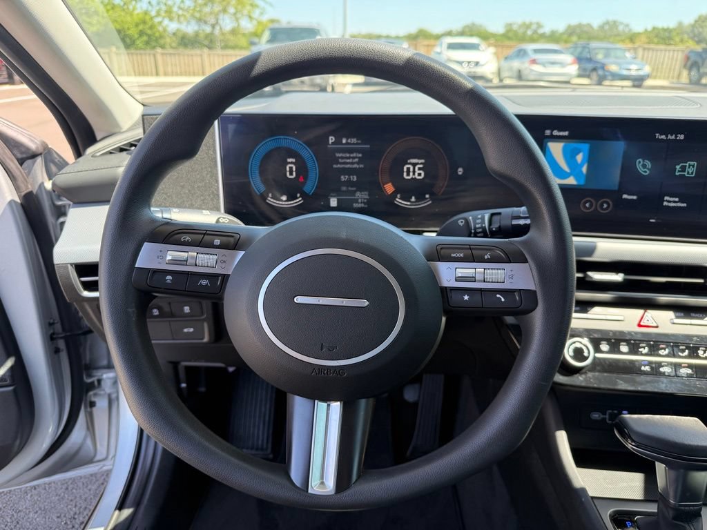 Certified 2025 Hyundai Sonata SE FWD image 16