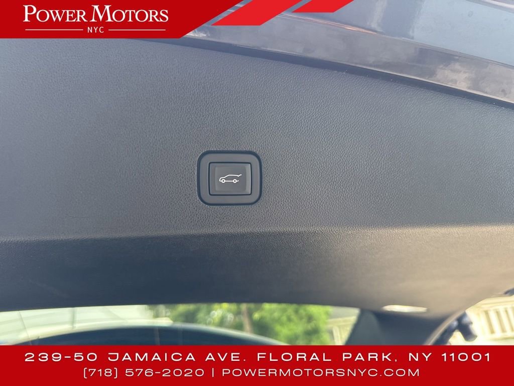 Used 2024 Cadillac XT6 Premium Luxury w/ LPO, Floor Liner Package image 24